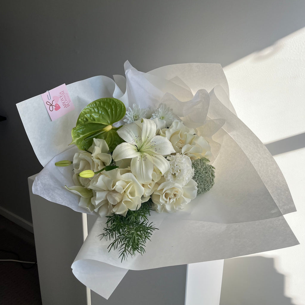 classic honeydew hues bouquet