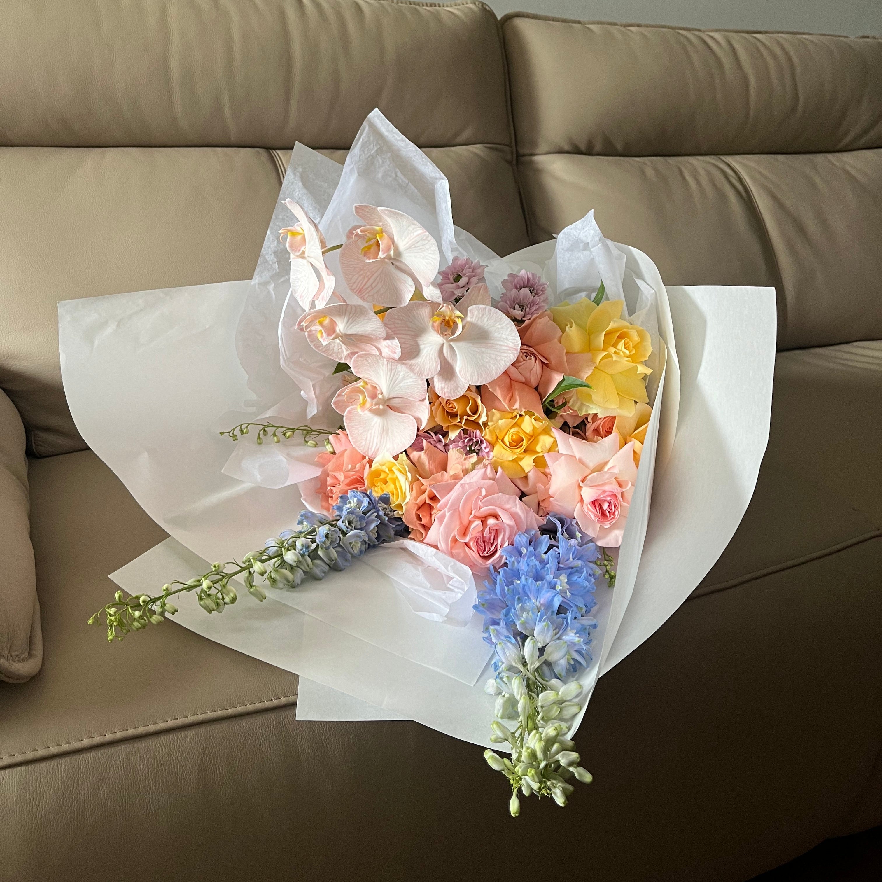 melon pop large bouquet with orchids